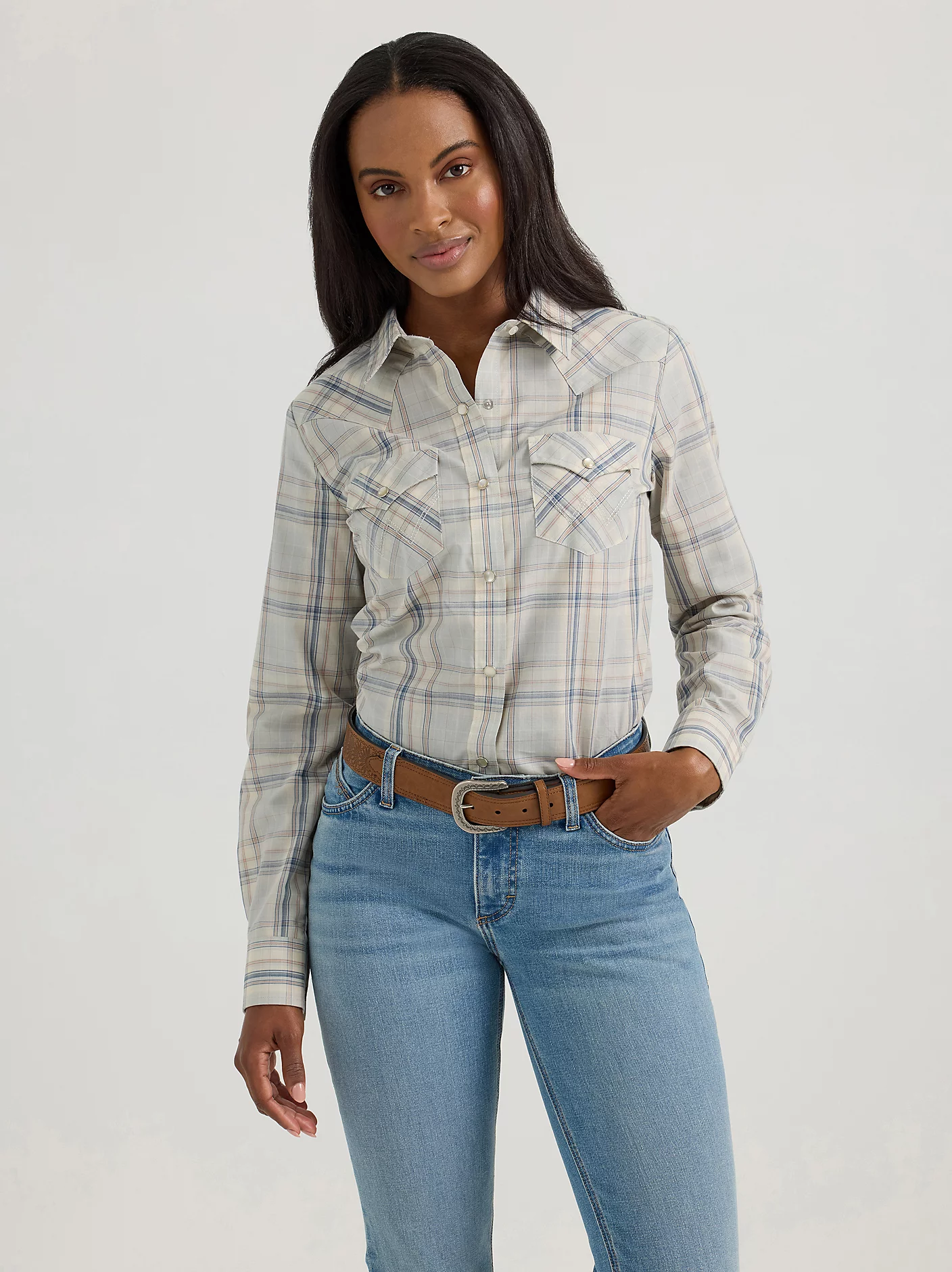 Women's Essential Long Sleeve Plaid Western Snap Top